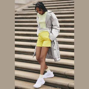 NEW Sunday in Brooklyn Size M Women's Yellow Pull On Shorts - Chartreuse